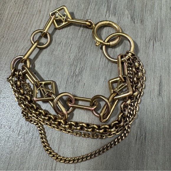 LOUIS VUITTON Bracelet Chain Vegas LV Signature Chain GP Brass Gold Logo Plated - Picture 1 of 9